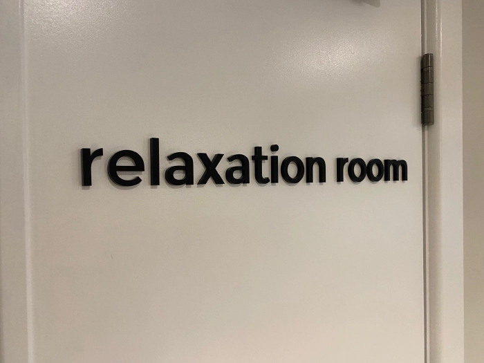 Manchester Dentist Door Sign
